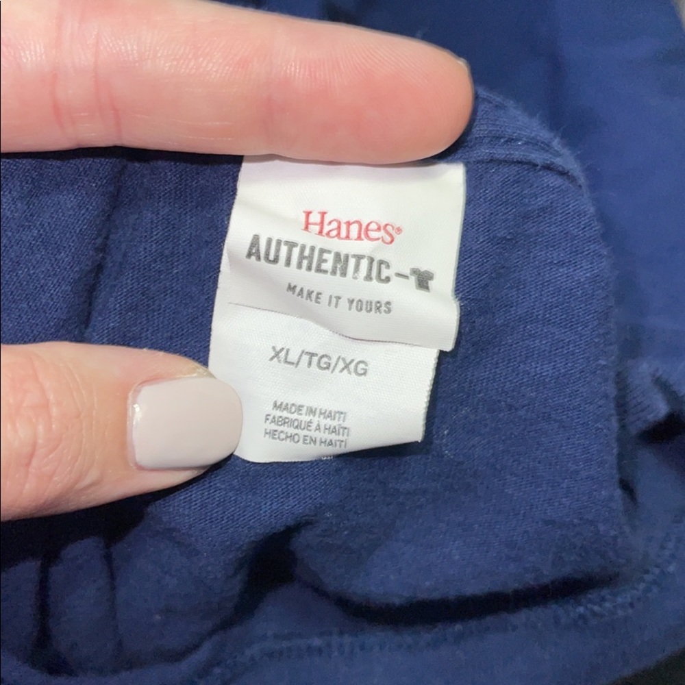 Hanes Men’s long sleeve T-shirt